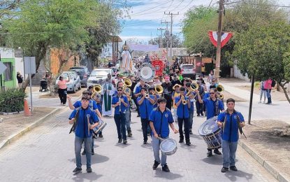 Más de mil personas participan en Encuentro de Santos Patronos Andinos en Huara