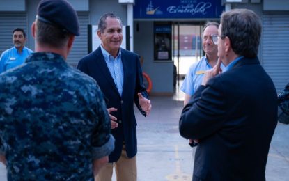 MINISTRO DE DEFENSA NACIONAL VISITA EL MUSEO CORBETA ESMERALDA EN IQUIQUE
