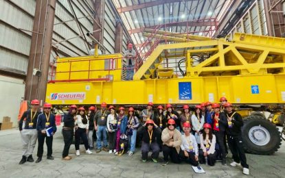 Instituto Comercial se convierte en el primer establecimiento público en visitar el observatorio ALMA