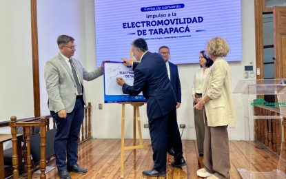Firma de convenio impulsará la electromovilidad en Tarapacá